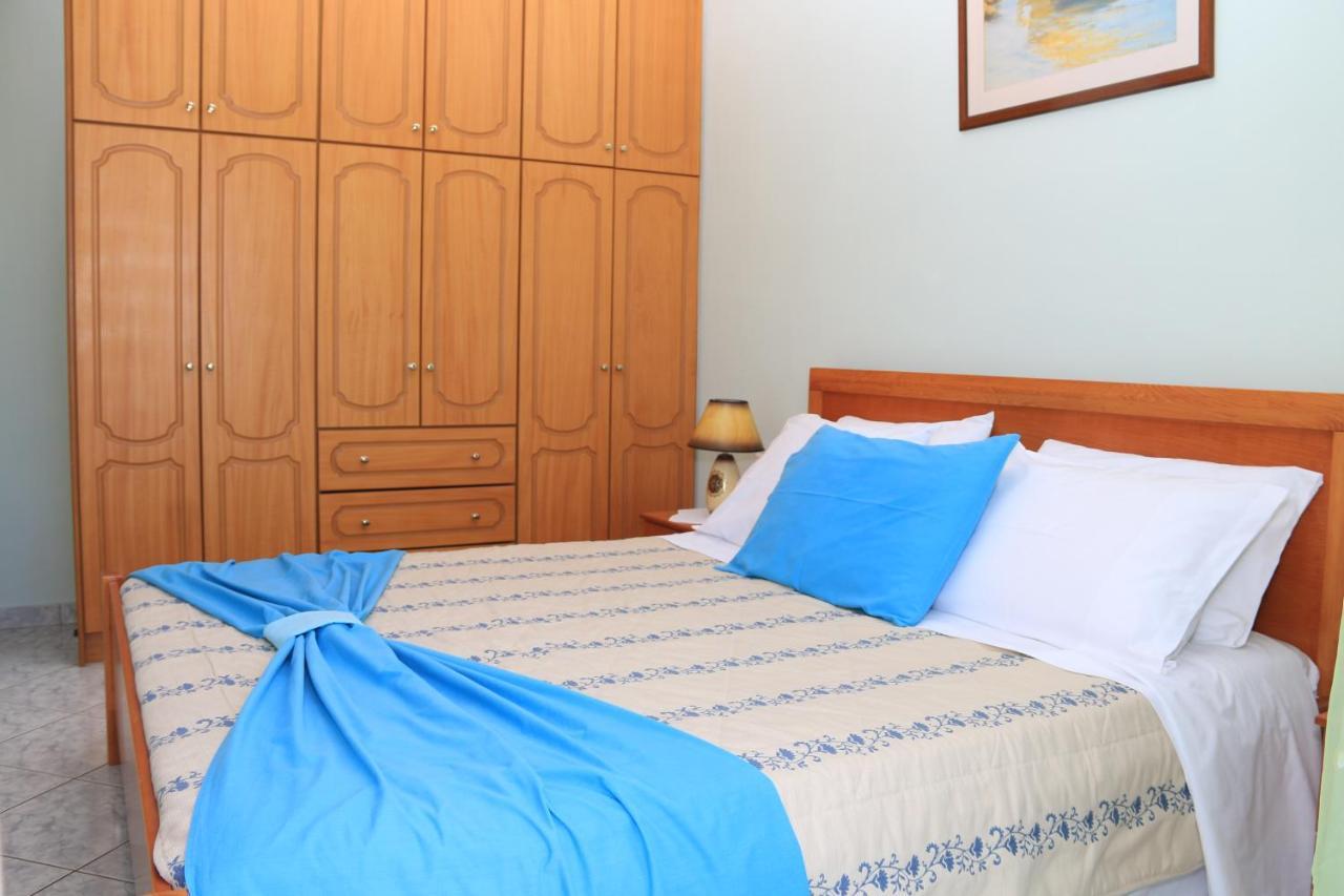 Isabela Apartments Sarande Ngoại thất bức ảnh