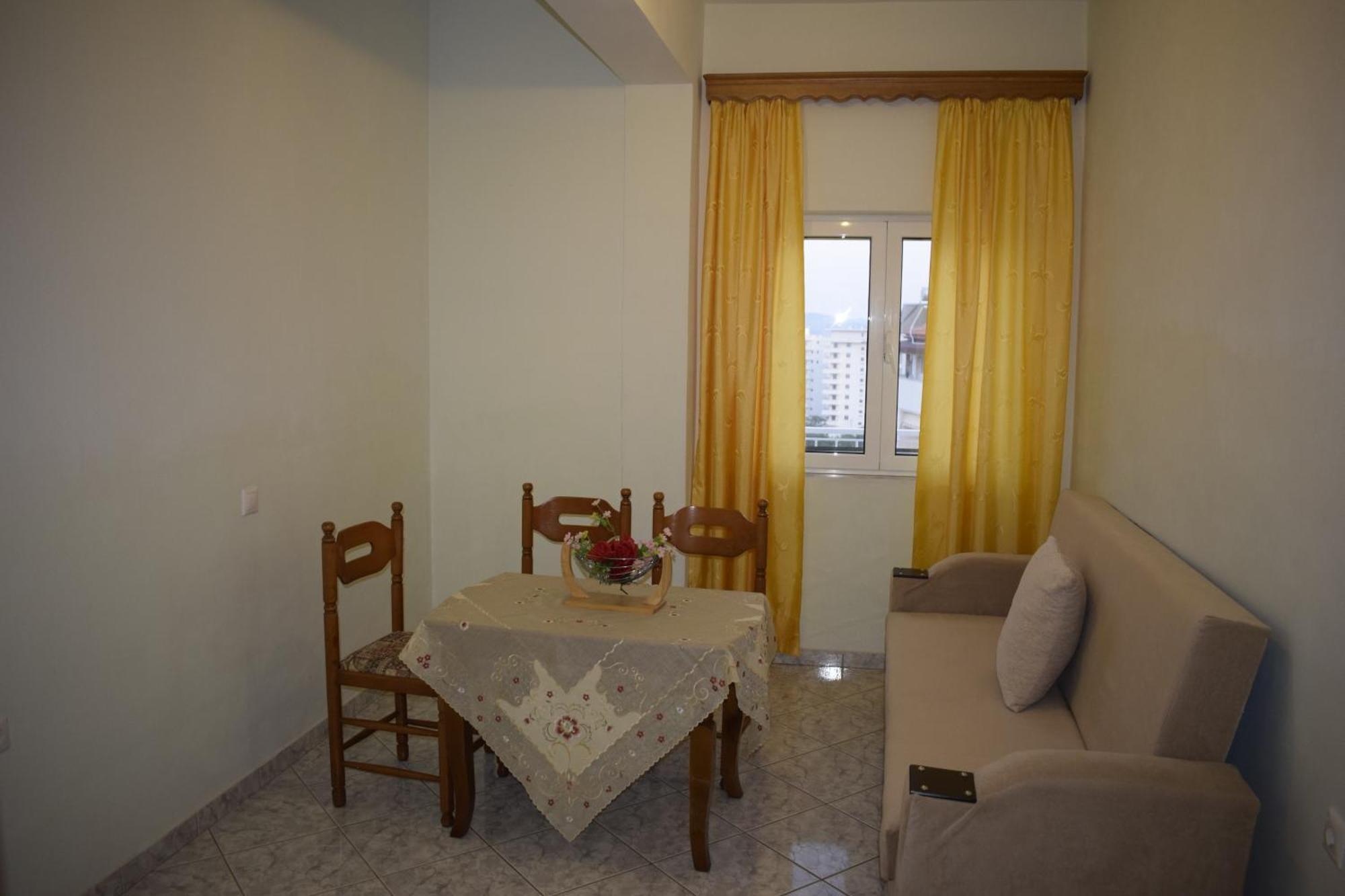 Isabela Apartments Sarande Ngoại thất bức ảnh